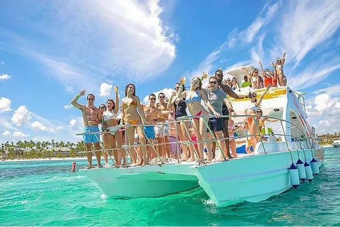What Is a Party Catamaran: Key Features and Benefits