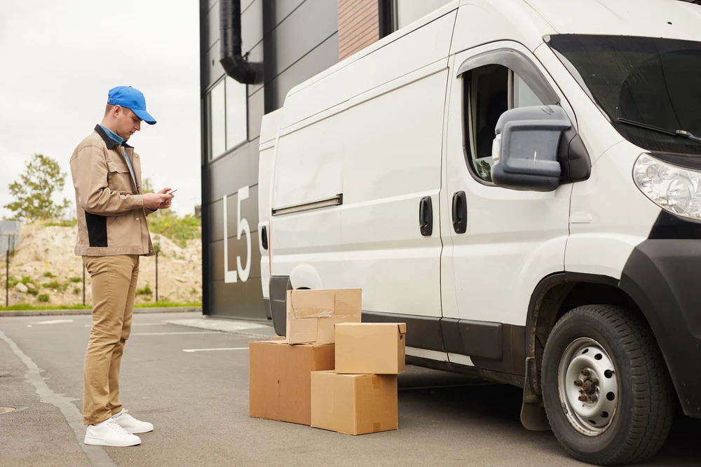 Why Should You Hire a Man and Van Service in Manchester?
