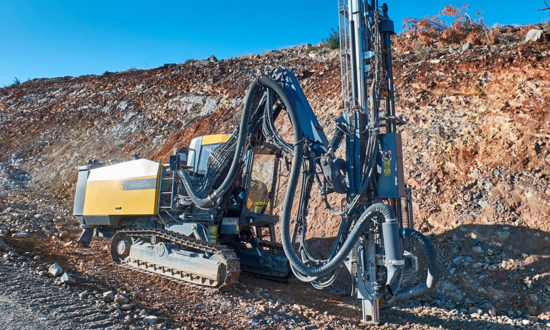 Optimal Water Well Drilling Rigs: Selection Tips