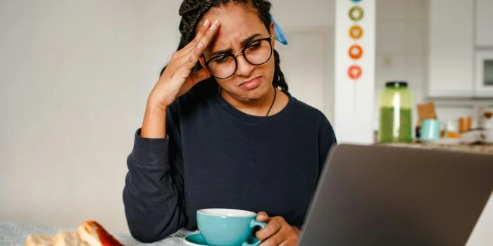 Why Screen Time Headache Is Becoming Common in the Digital Age