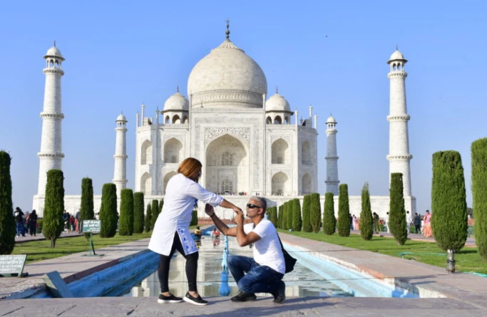 Same Day Taj Mahal Tour By Car from Delhi – A Perfect One Day Journey to the City of Love