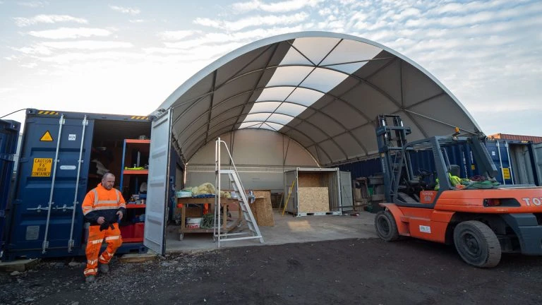 Containerdach | Kommerzielle Lösung aus Großbritannien