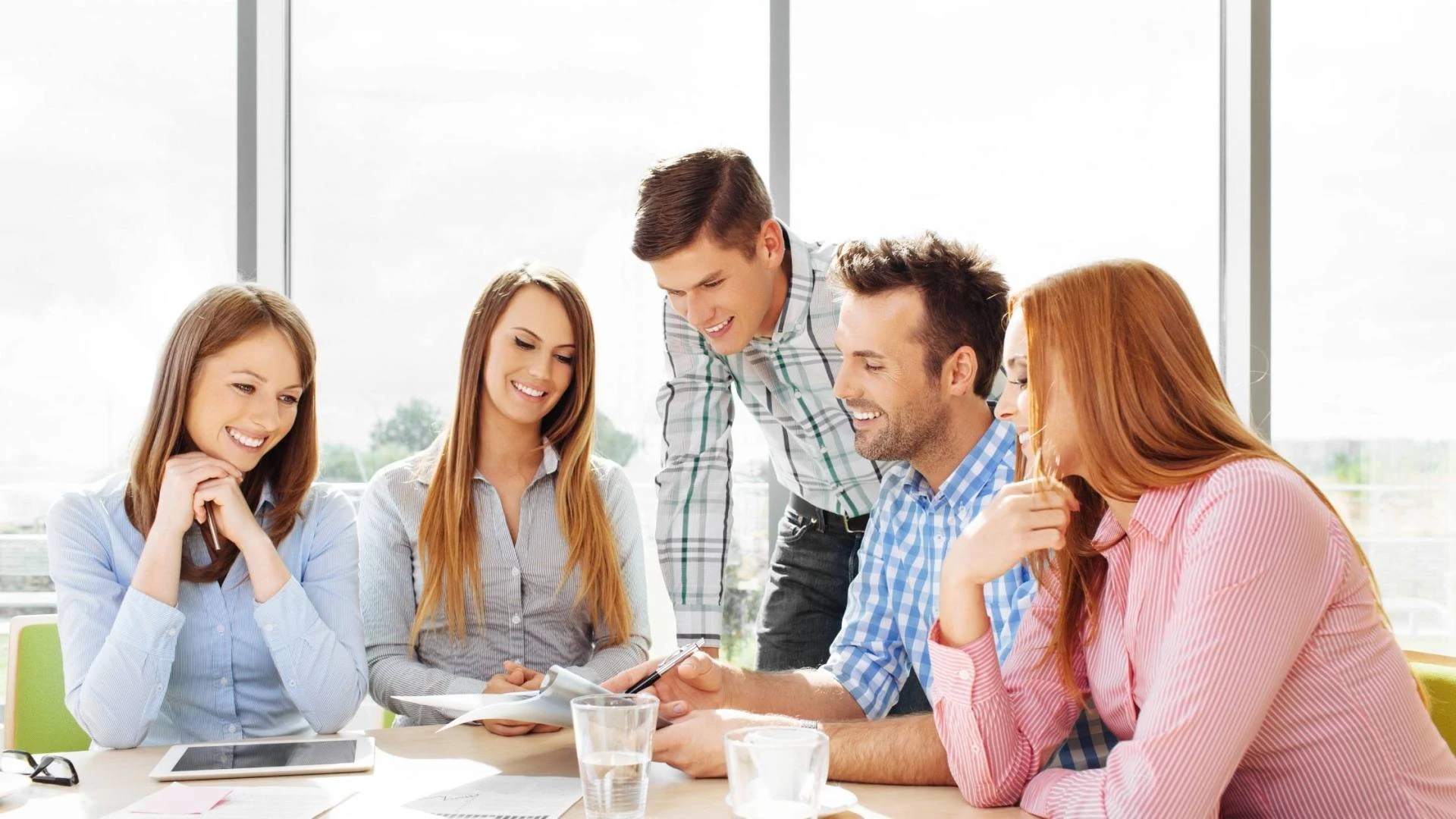 20 Travel Industry Experts Share Their Best Hotel Sourcing Strategies