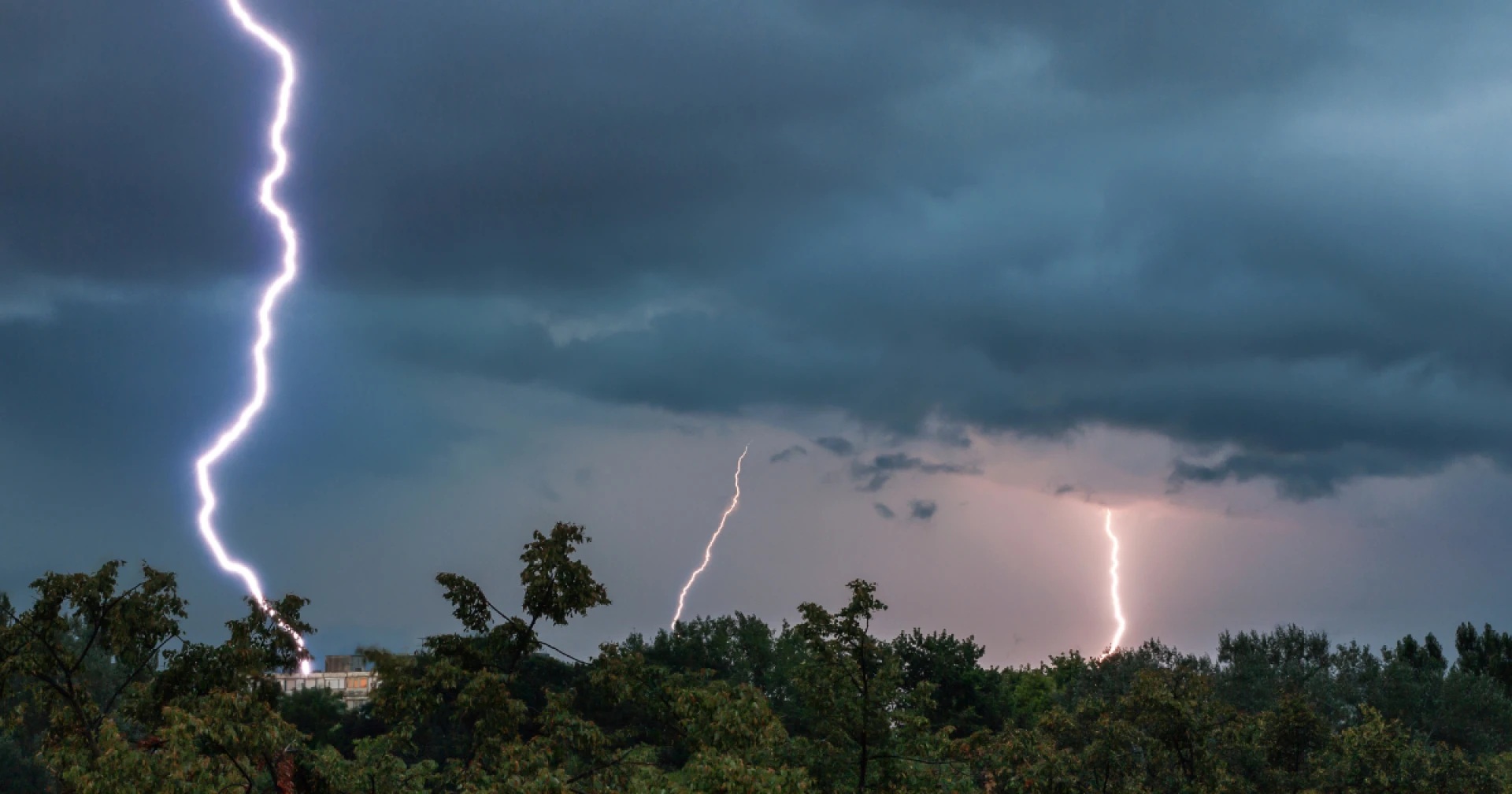 Why Improperly Stored Hurricane Storm Panels Fail When You Need Them Most