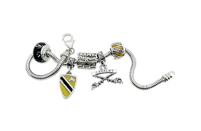 Honoring Strength & Sacrifice: Mother’s Day Jewelry for Proud Army Moms