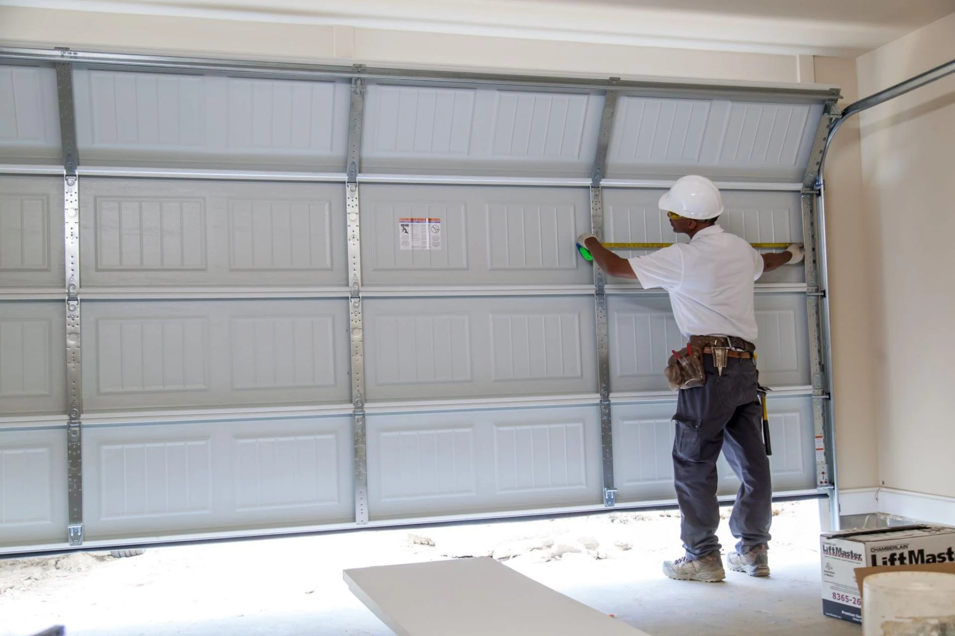 How To Choose the Best Garage Door Opener
