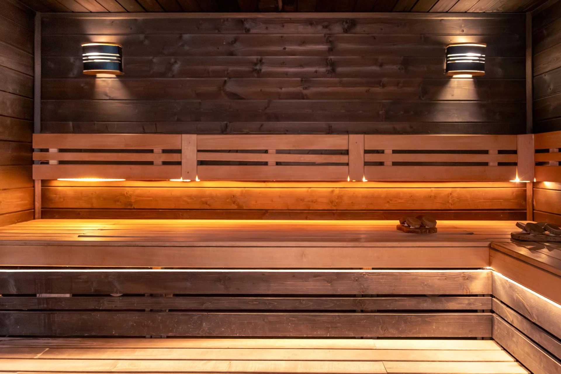 How an Infrared Sauna Can Improve Your Daily Wellness Routine