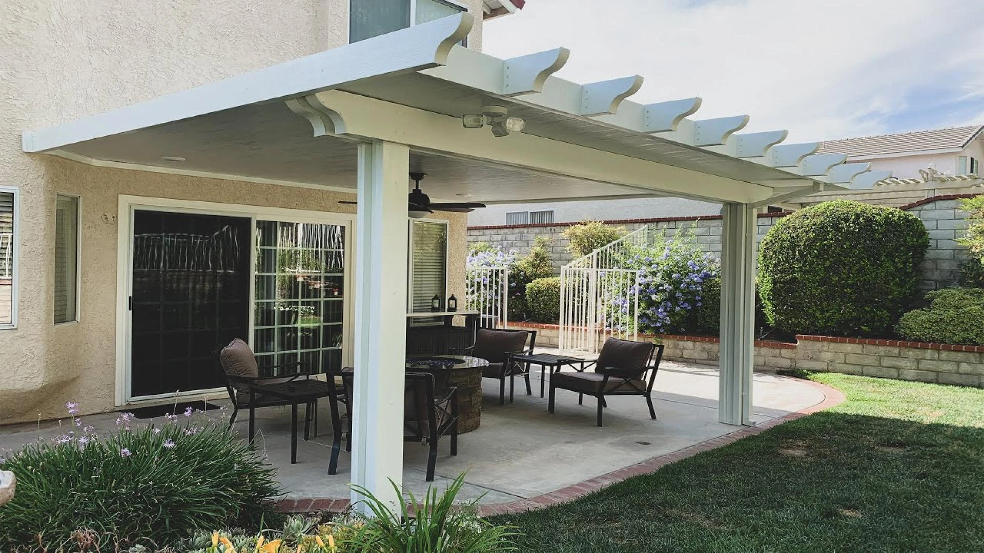 Upgrade Your Outdoor Living with Alumawood Patio Covers Installers in Northern California | Elite Exteriors