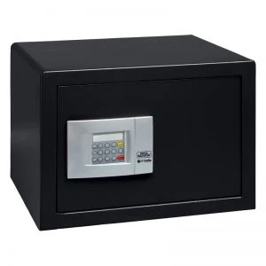 The Benefits of Installing a Home Safe in Your House