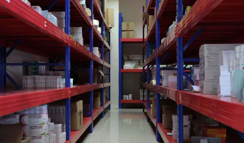 Wholesale Medical Suppliers Vs. Local Vendors: Which Is Better for Healthcare Facilities?