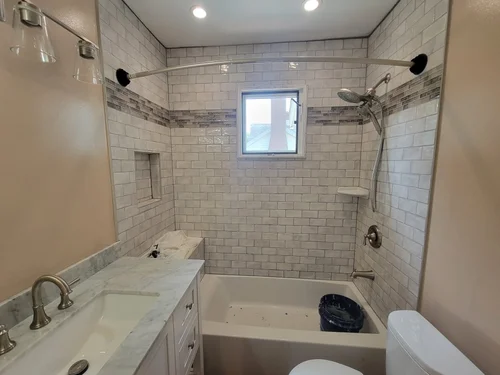How Can Bathroom Renovation Contractors Near Me Help?