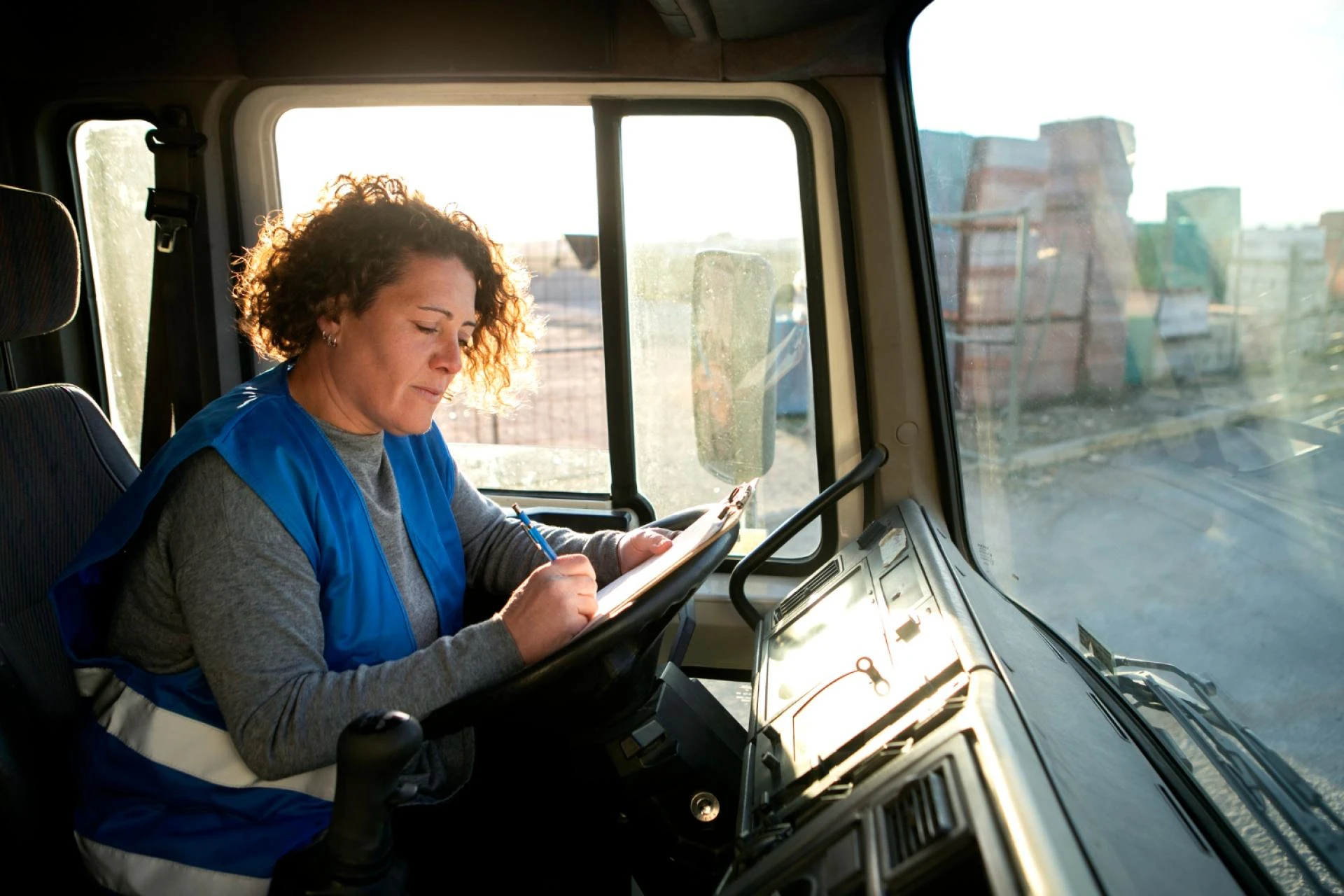 Why a CDL for Truck Drivers in Florida Is Essential for Commercial Driving Careers