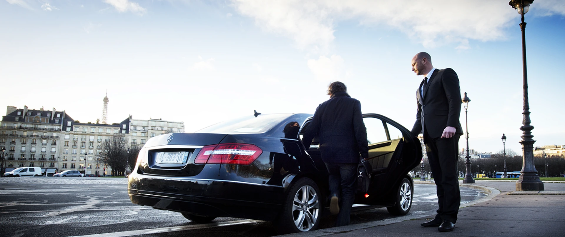 Hourly Chauffeur Service in Chicago for Luxury and Flexible Travel