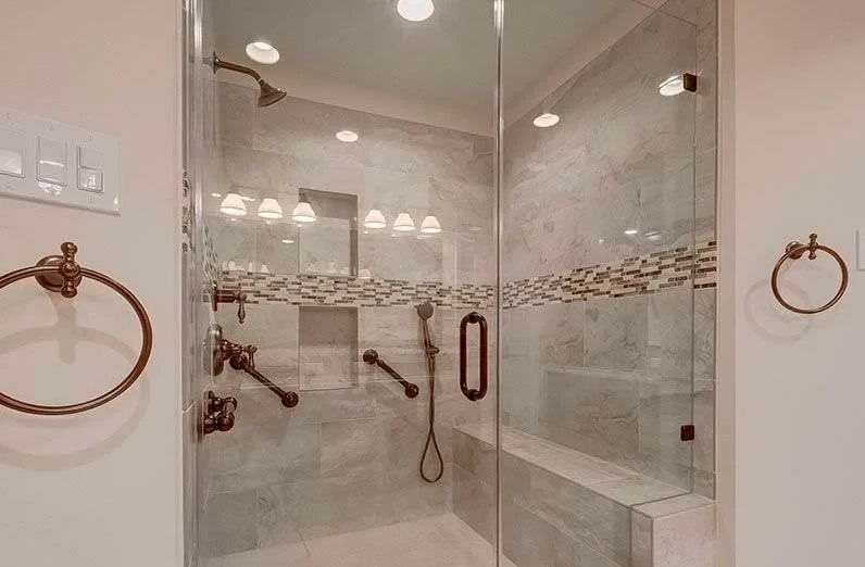 Top 7 Reasons Homeowners Are Searching for the Best Grab Bar Installer in Houston Right Now