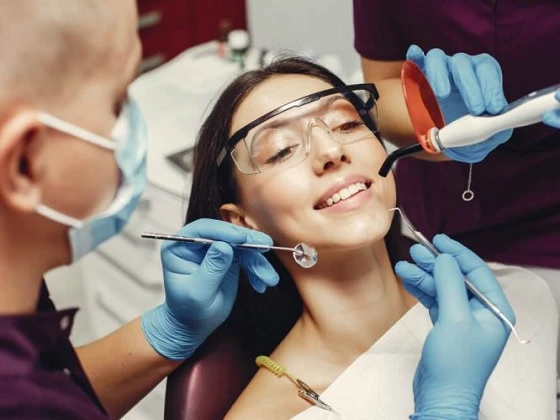 Choosing the Right Cosmetic Dental Expert for a Beautiful Smile