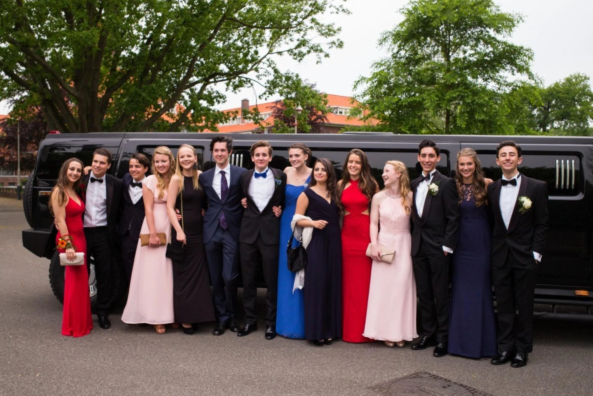 Affordable Prom Limousine Service For Safe And Stylish Prom Night