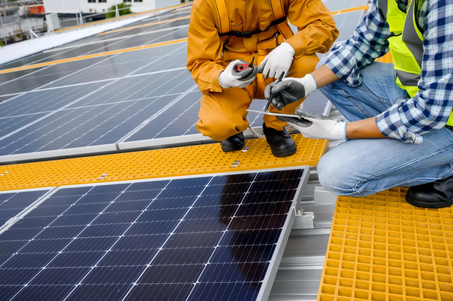 Why Businesses Are Switching to Commercial Solar in 2026