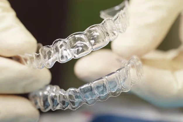 Invisalign vs Invisible Braces: Which Option Works Best Today?
