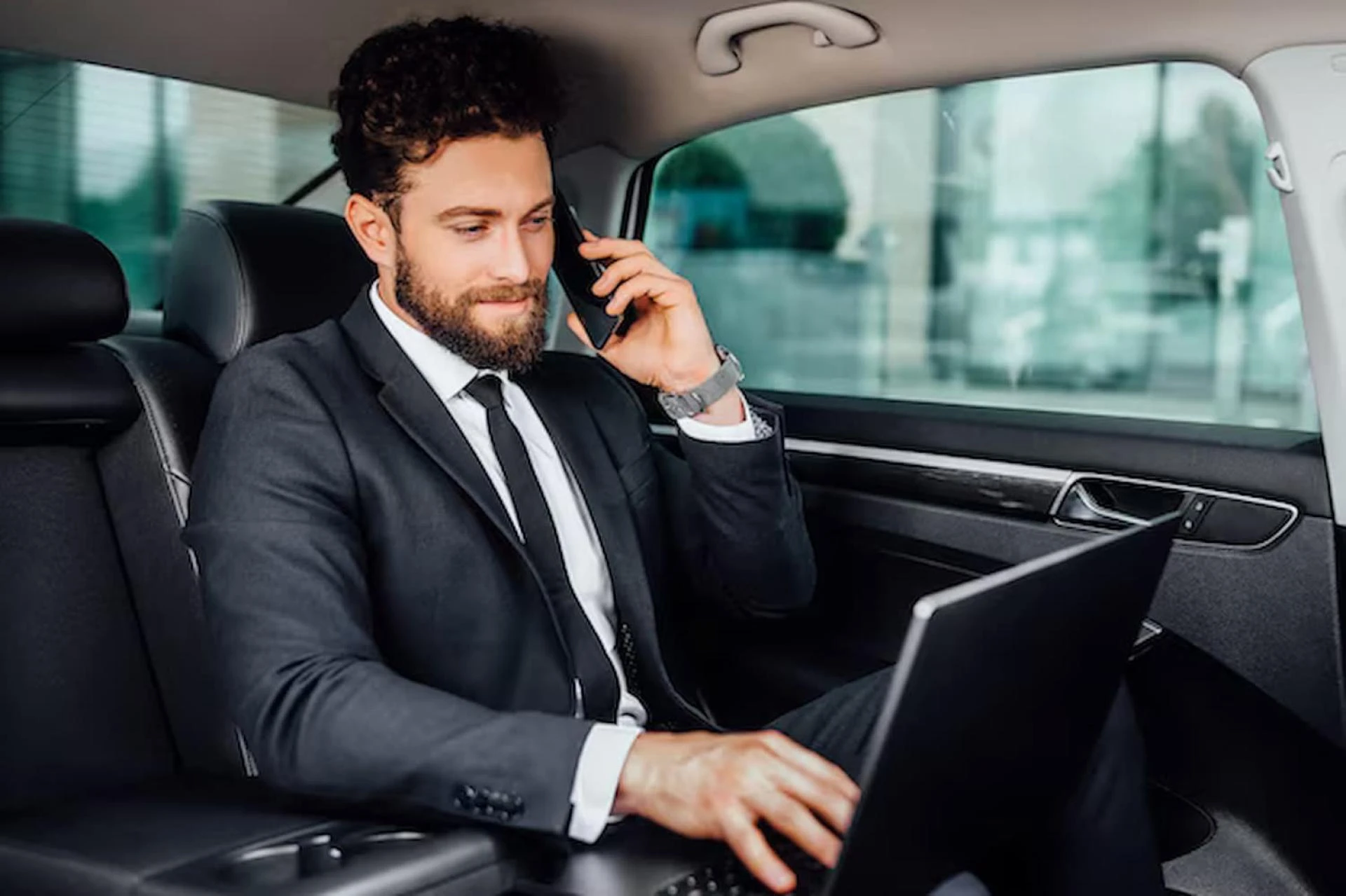 Enhancing Business Trips with New Orleans Corporate Rides Services