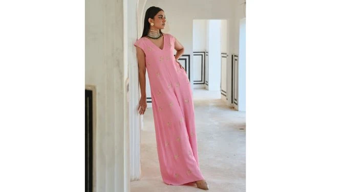 Minimalist Indian Wear – Elegant Simplicity Redefining Modern Ethnic Fashion