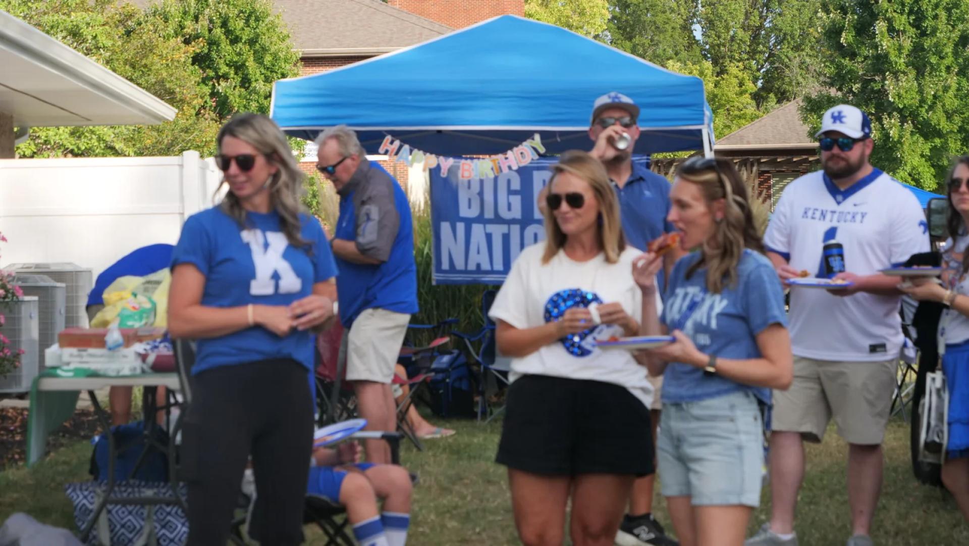 How Kentucky K Club Connects Alumni to the Kroger Field Tailgate