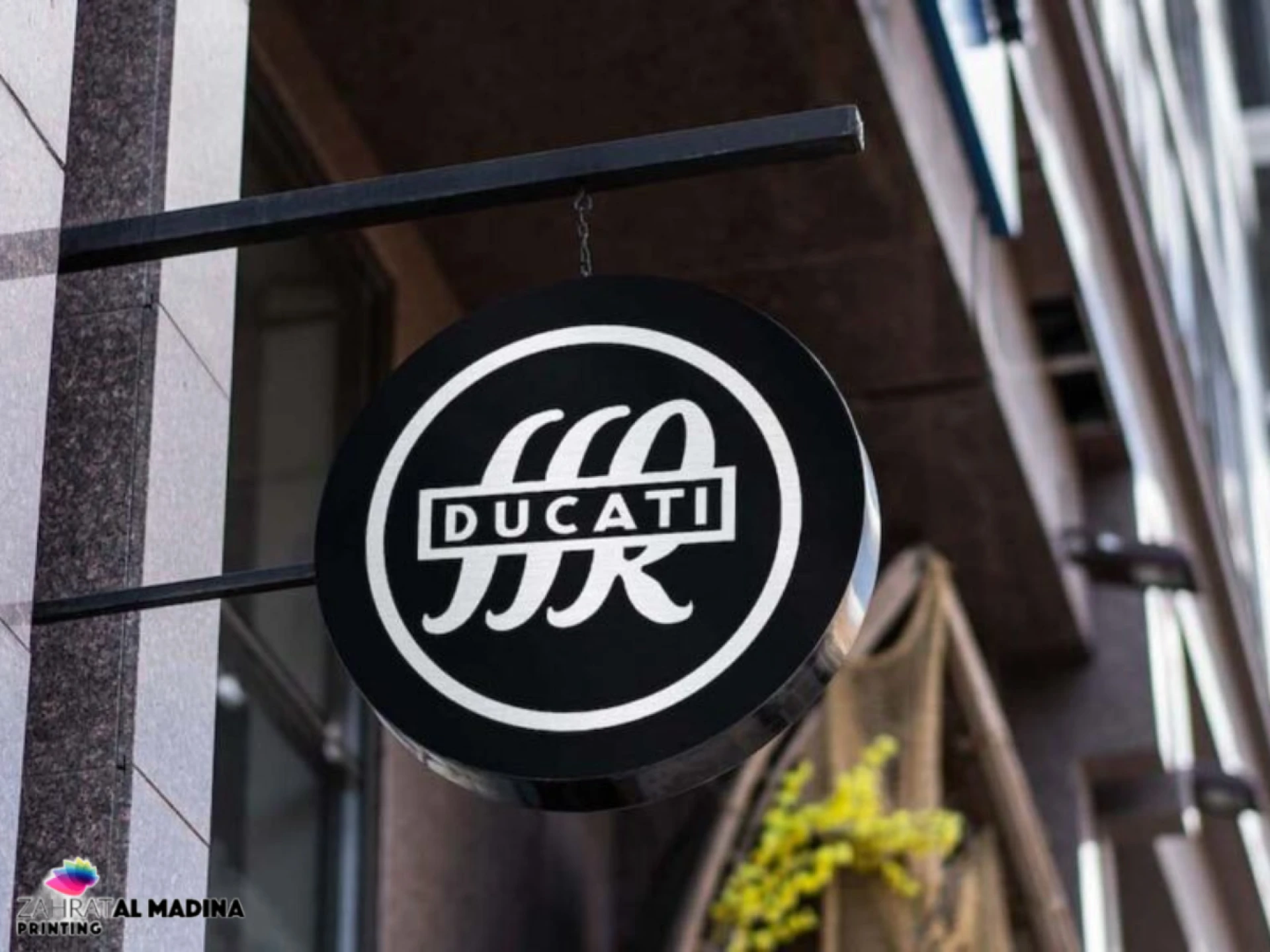 Metal Sign Board Dubai – Premium Signage That Defines Your Brand