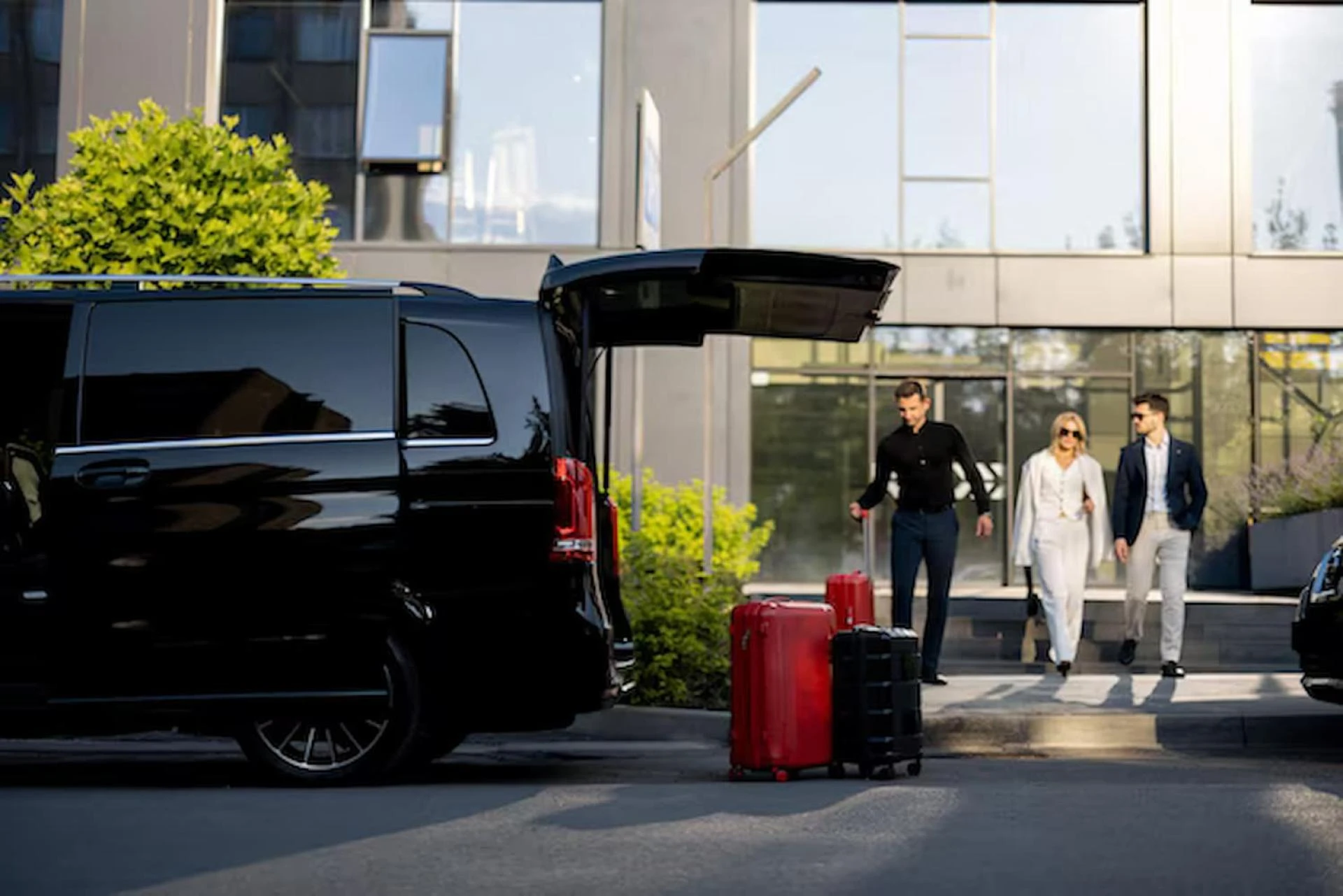 Top Benefits of Using Professional Airport Transportation Services