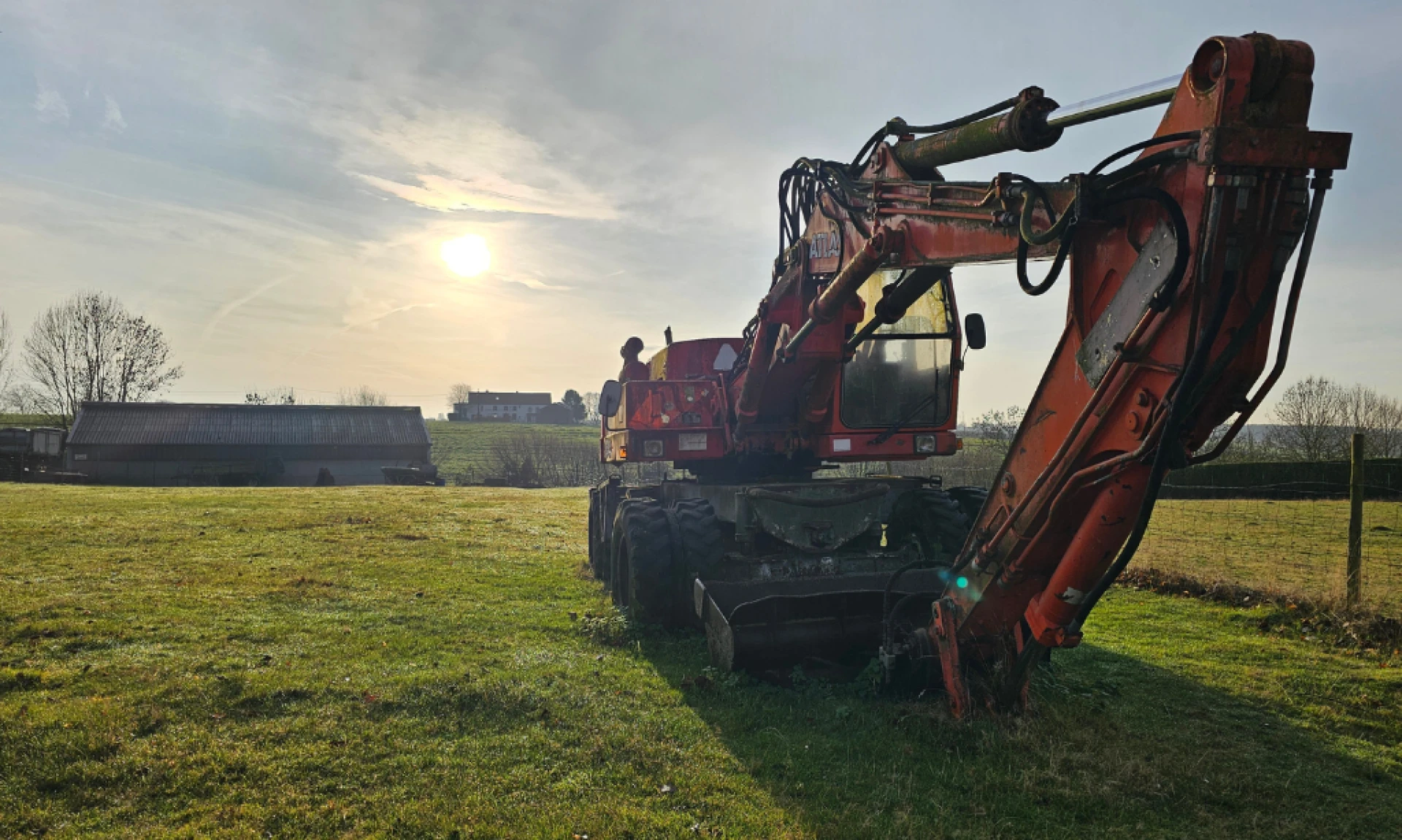 Why Businesses Prefer Scaffolding Rental Services in Saudi Arabia 🏗️