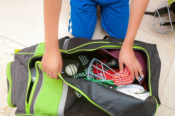 The Ultimate Guide to Choosing the Right Cricket Kit for Girls