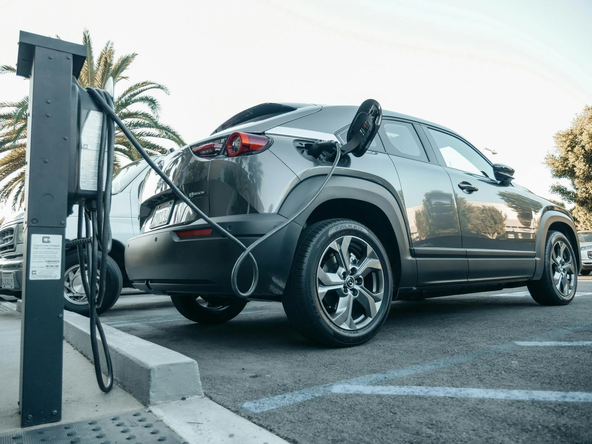 How to Install a Home EV Charging Station in UAE