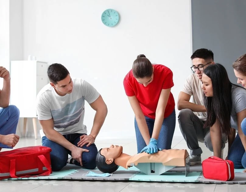 Why Healthcare Workers Must Provide Basic Emergency Life Support Training