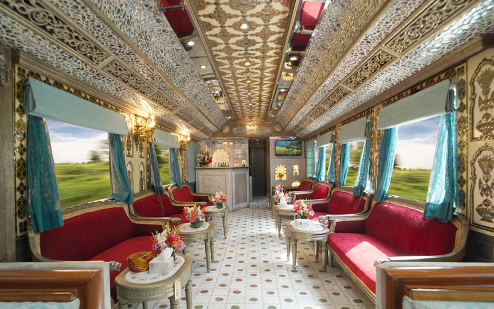 Palace on Wheels – Experience the Luxury Train in the World Like Never Before