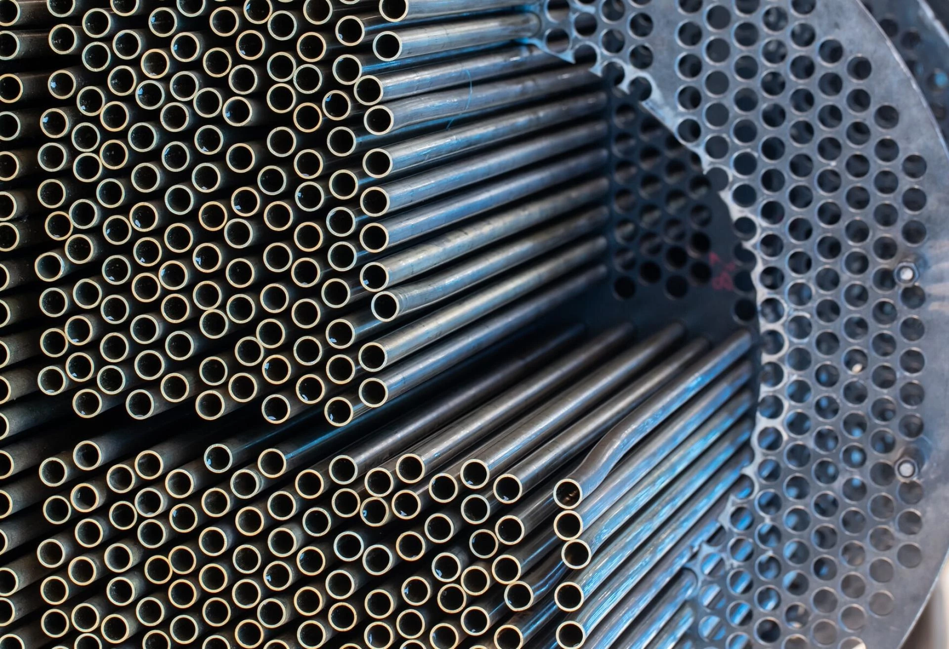 Why Seamless Steel Pipes Are Critical for Preventing Failures in LNG Terminals