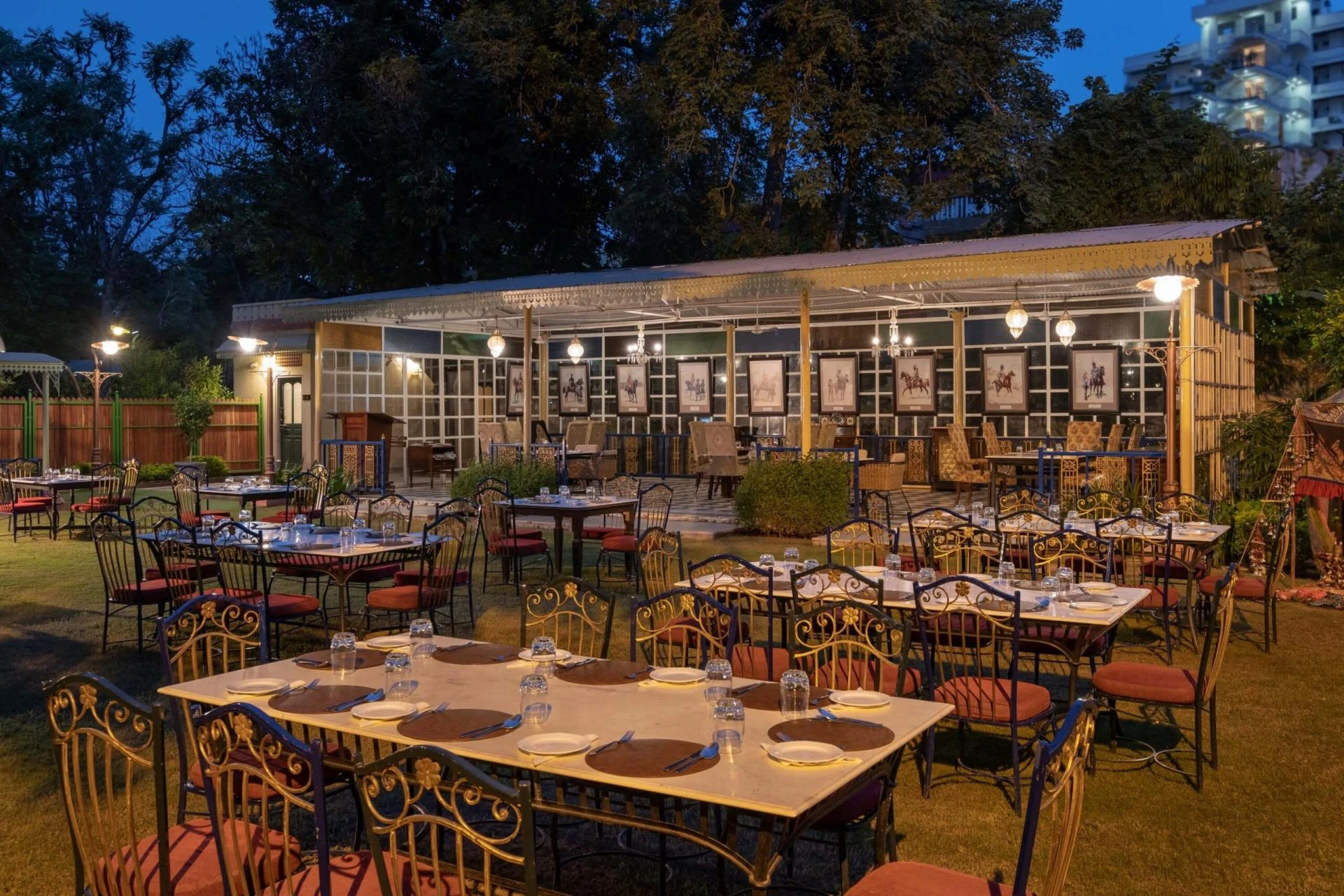 Best Bars in Jaipur for a Royal Night Out: Discover Timeless Luxury at a Heritage Hotel in India