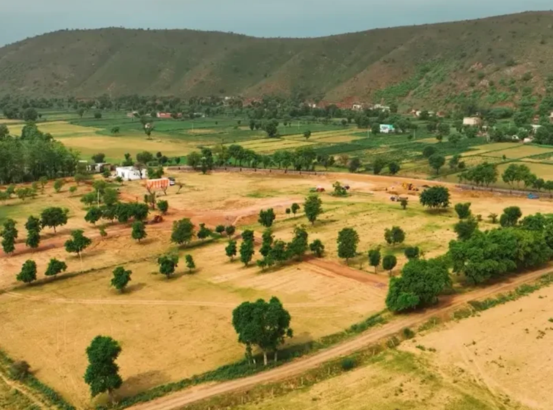 Explore the Future of Farmhouse Living: A Deep Dive into Naugaon Farmland