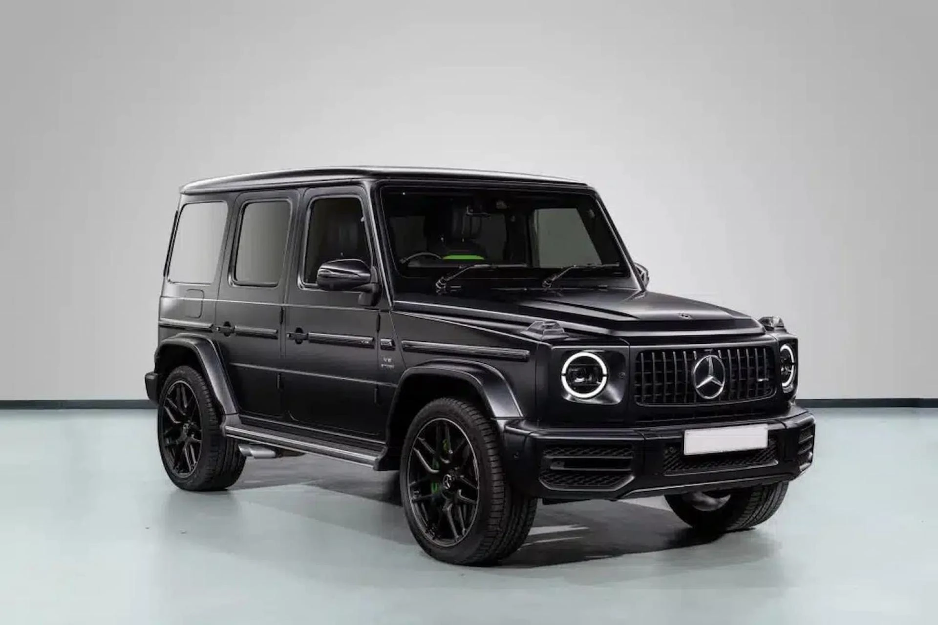 How to Make the Most Out of Your Mercedes G63 Hire