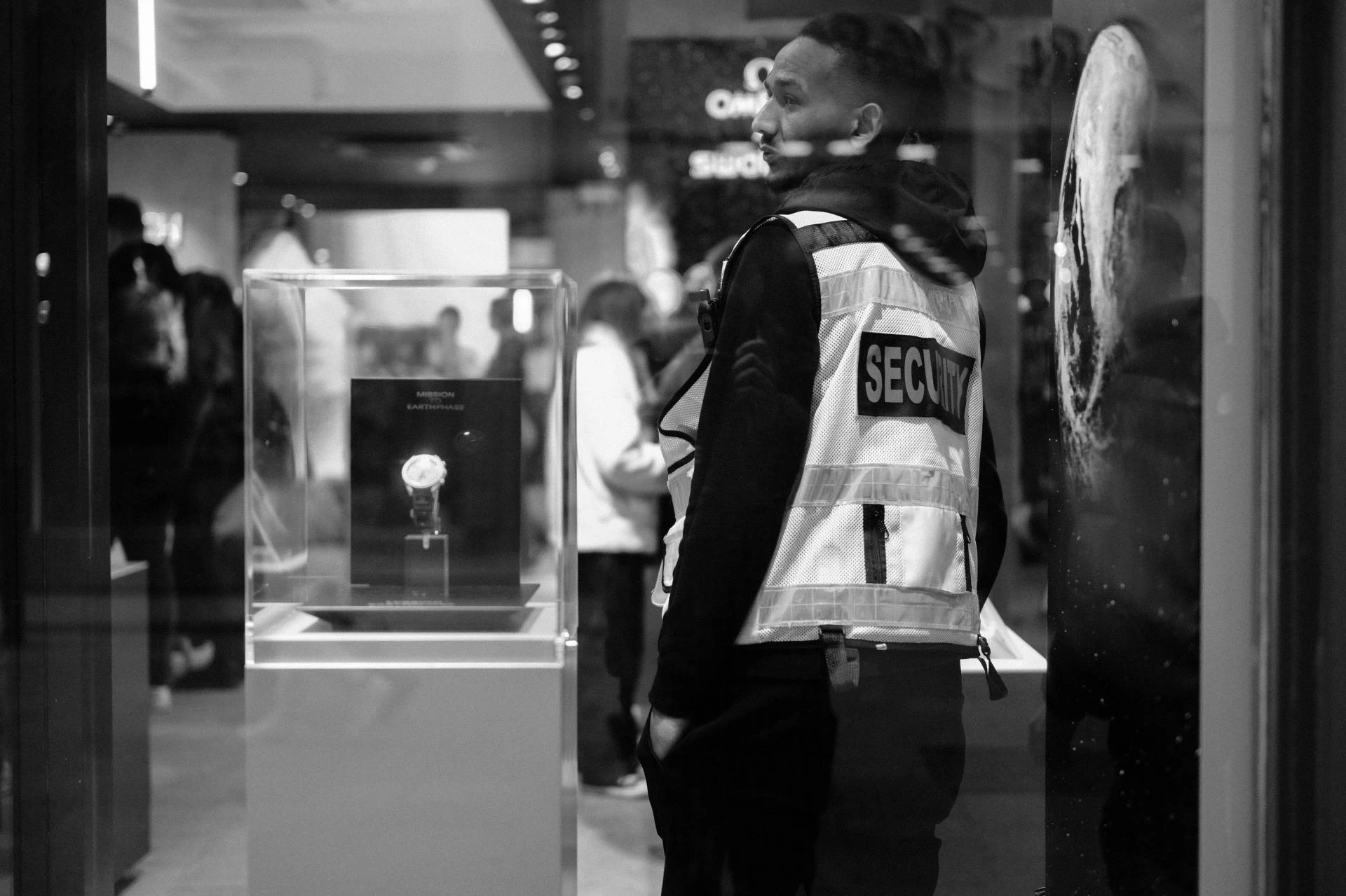 Top Reasons to Invest in Security Guard Services in Edmonton for Long-Term Safety