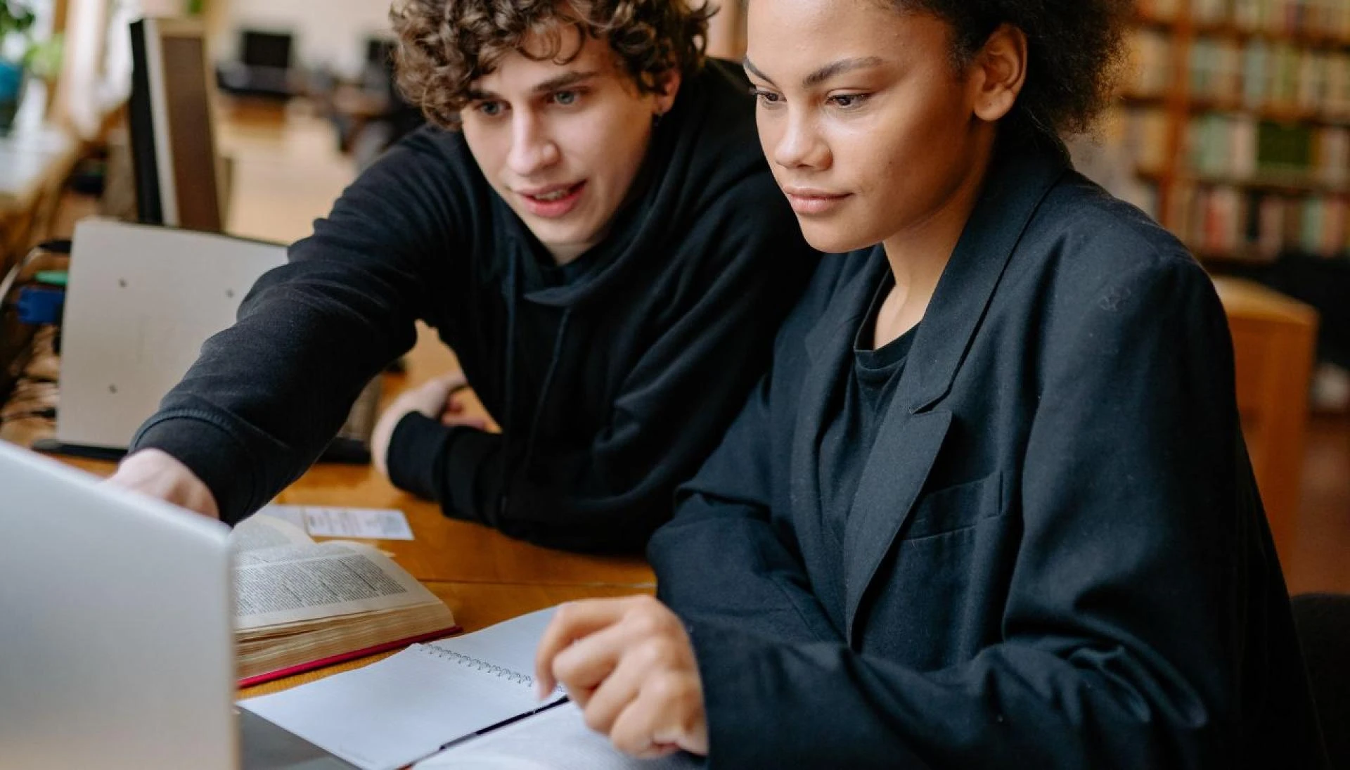 Expert CIPD Assignment Help in UAE for HR Students Success