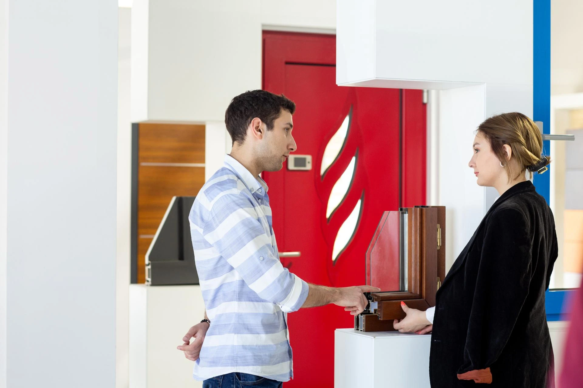 Indoor vs Outdoor Signs: What Your Business Needs