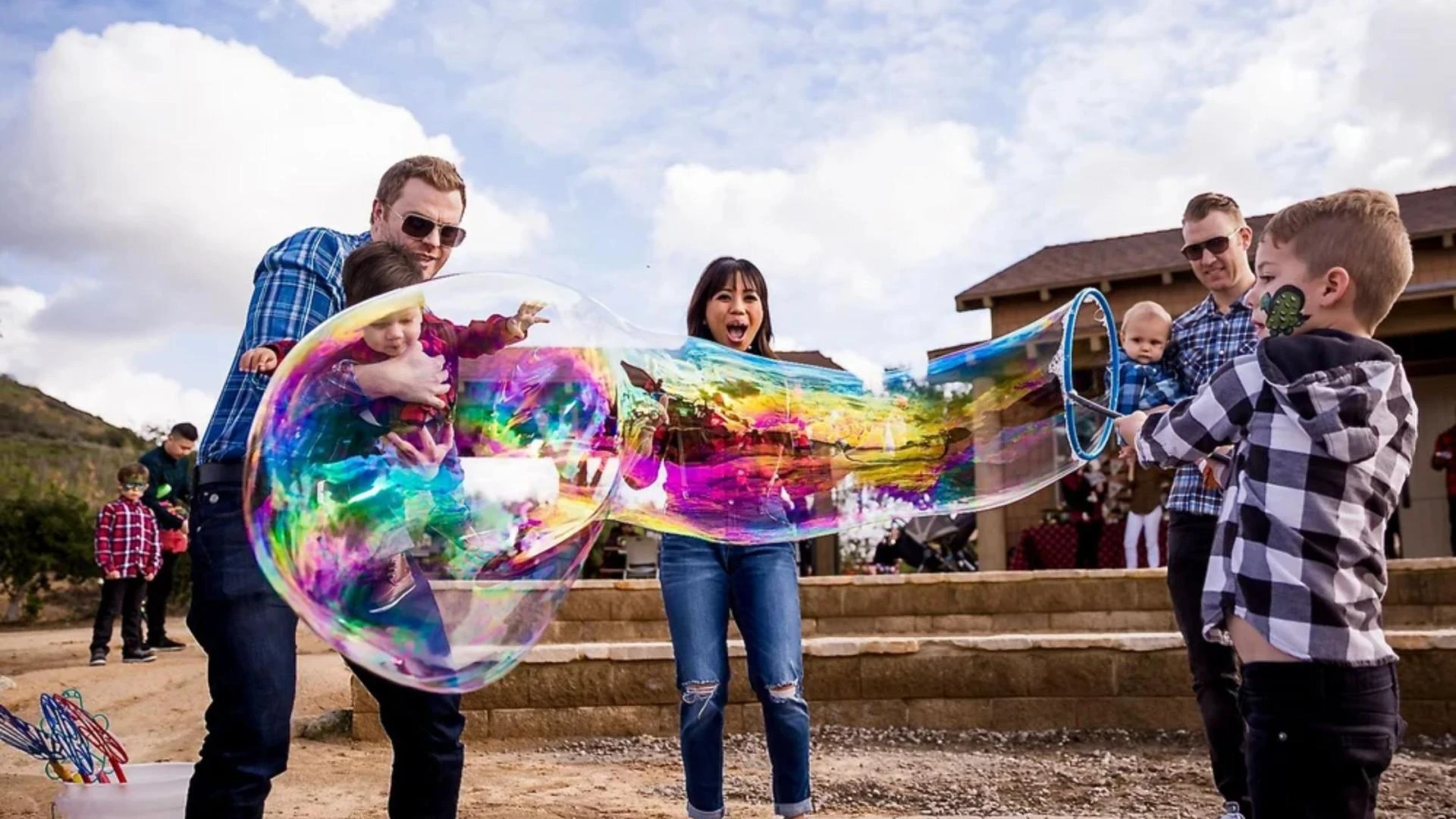 Bubble Party Playtime Outdoors: The Ultimate Kids’ Backyard Fun Experience