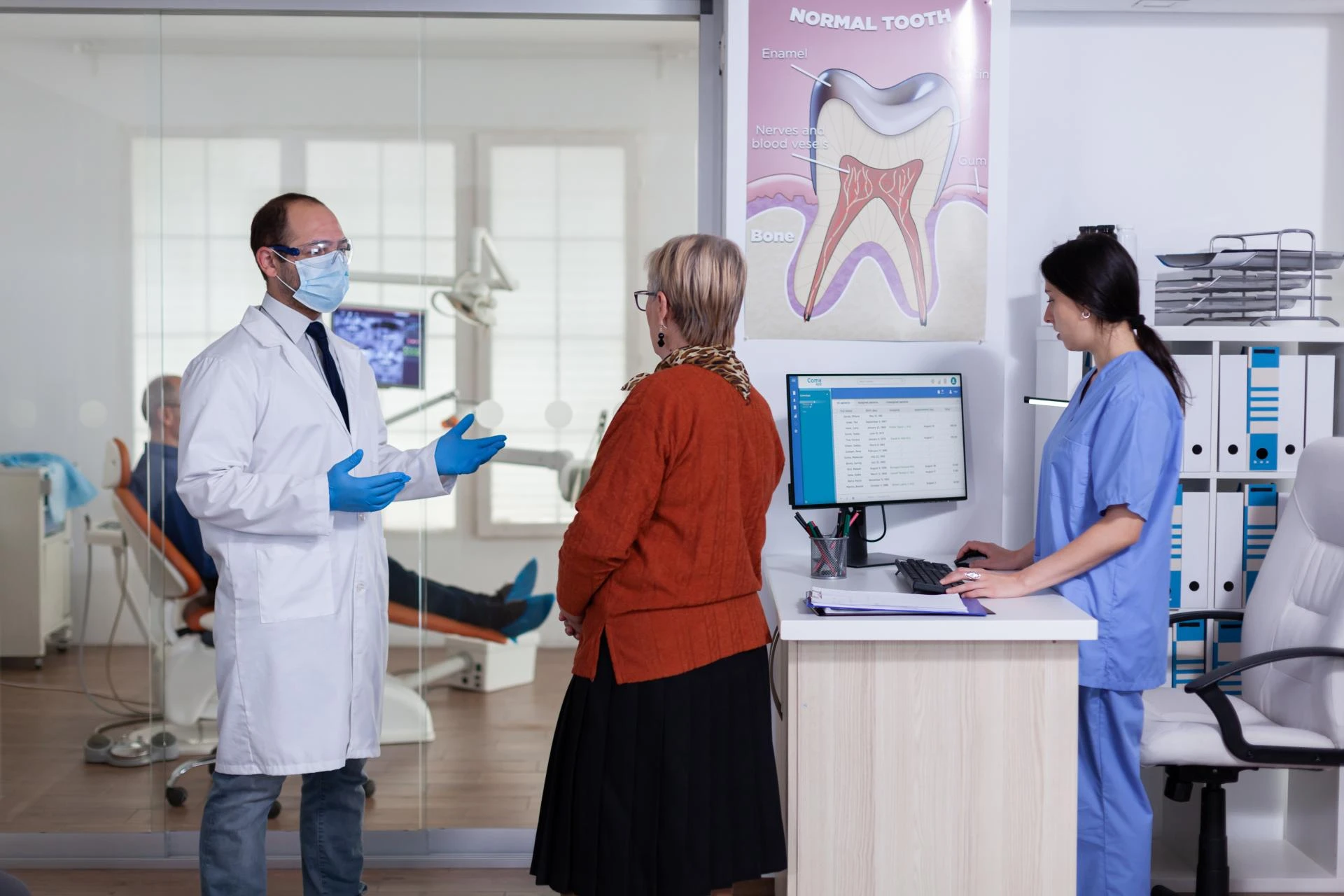 Medicaid Dentist Near Houston: Locations, Hours & Services