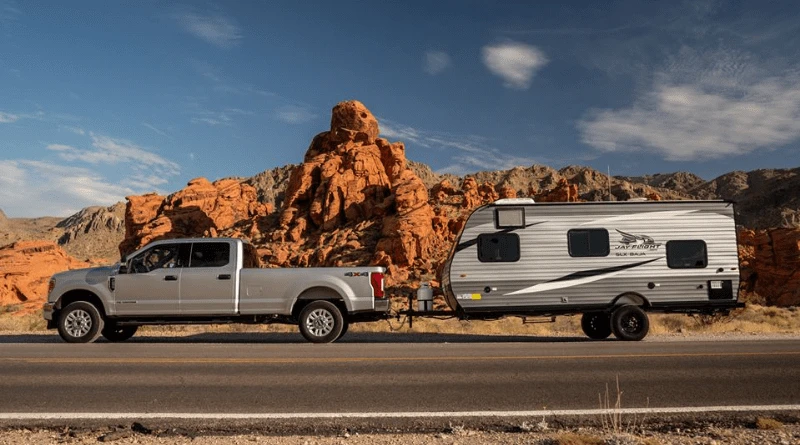 How Much Weight Is Towing A RV