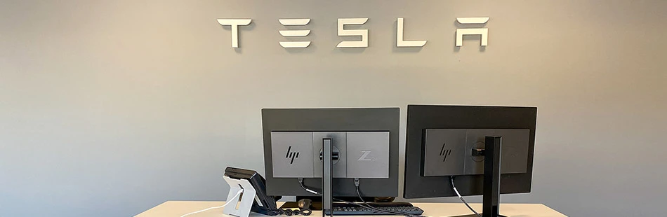 Why Custom Indoor Signs Are a Must-Have for Los Angeles Businesses