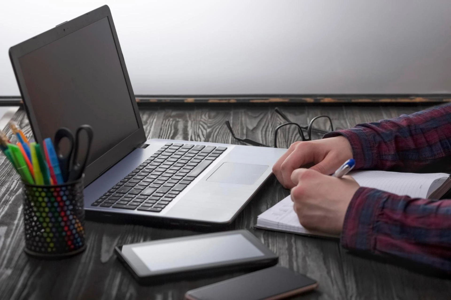 A Complete Guide to Proctored Exam Help Services
