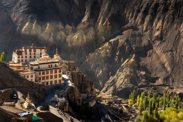 Best Ladakh Tour Guide: Places, Routes & Travel Tips for 2026