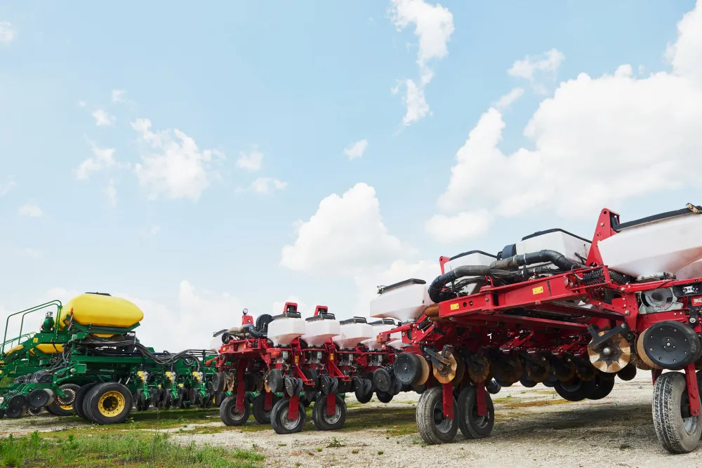 How to Choose the Right Agricultural Implements for Your Farm Size