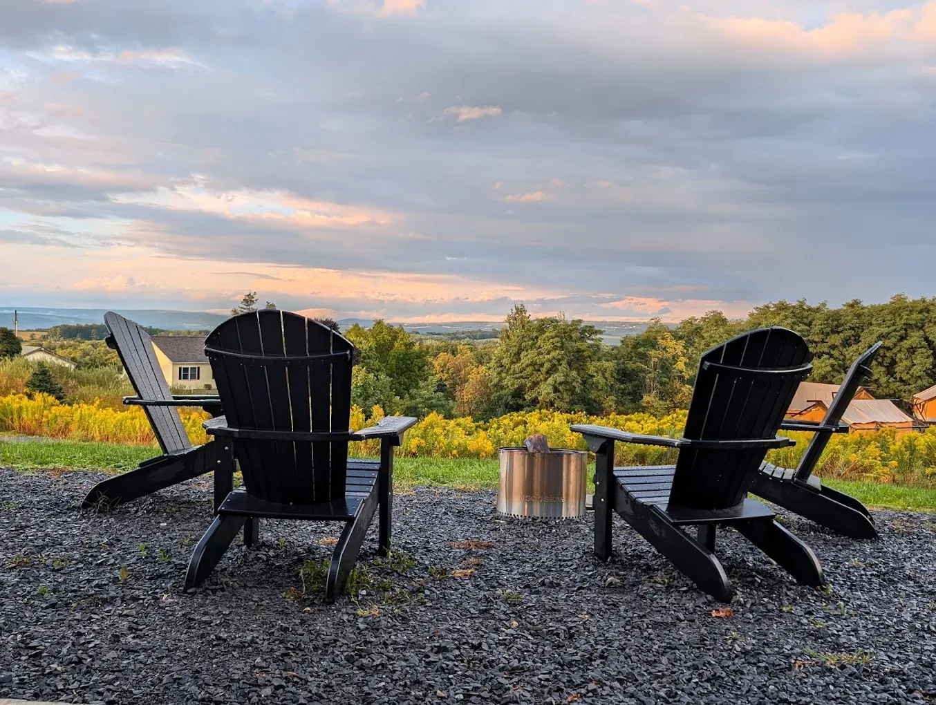 Best Scenic Lodging Options Near Seneca Lake for a Relaxing Getaway