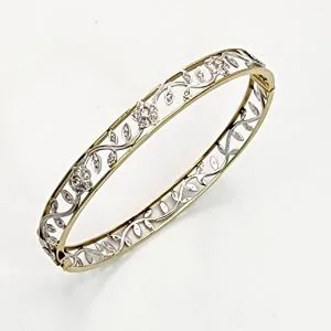 What Makes Bangles & Bracelet Ideal for Mothers Day Gifts