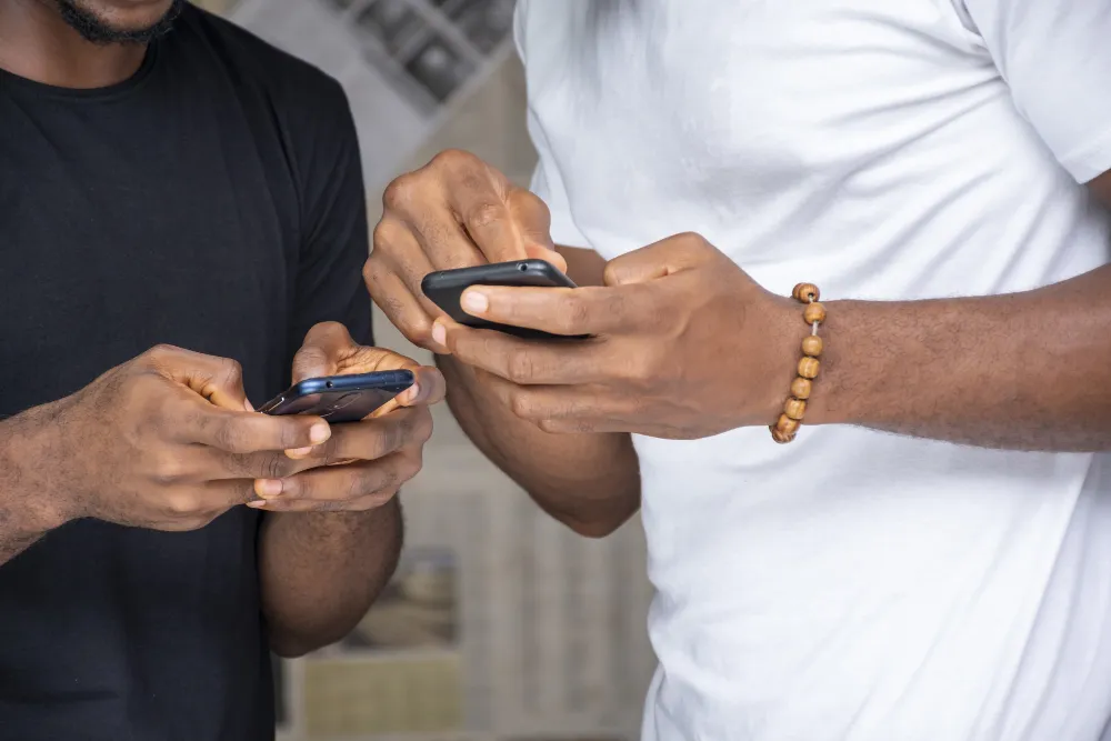 Bulk SMS Botswana: How Africala Helps Businesses Reach Customers Faster