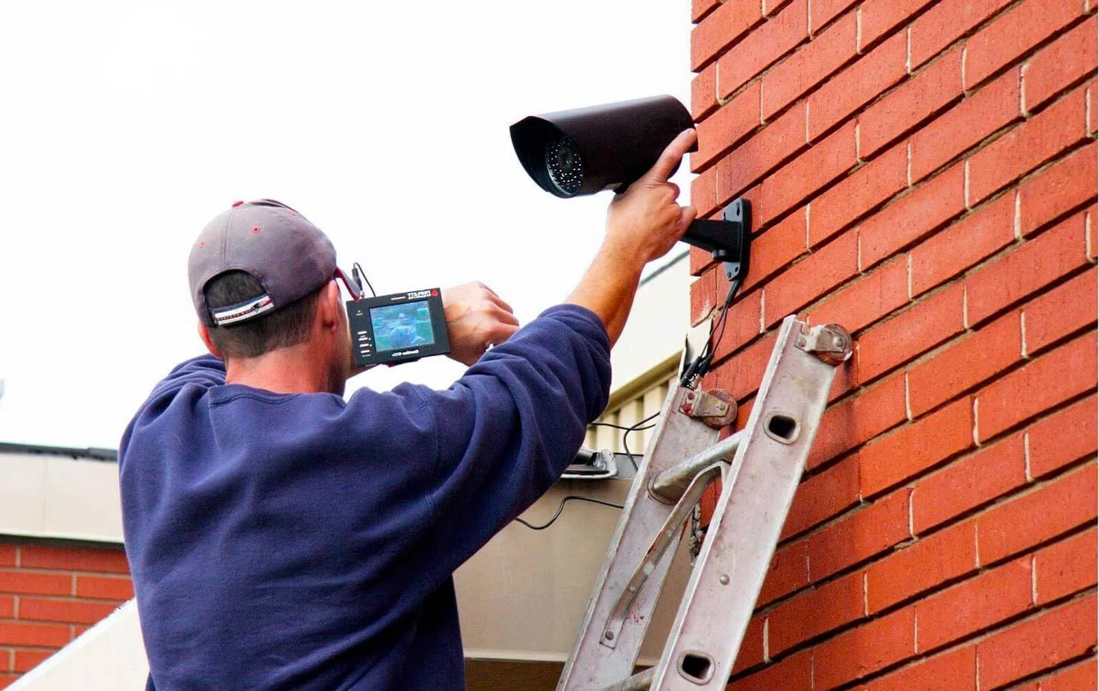 Choosing the Right Home Security Company Near You